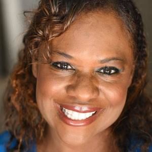 Meet your Posher, Jacqueline